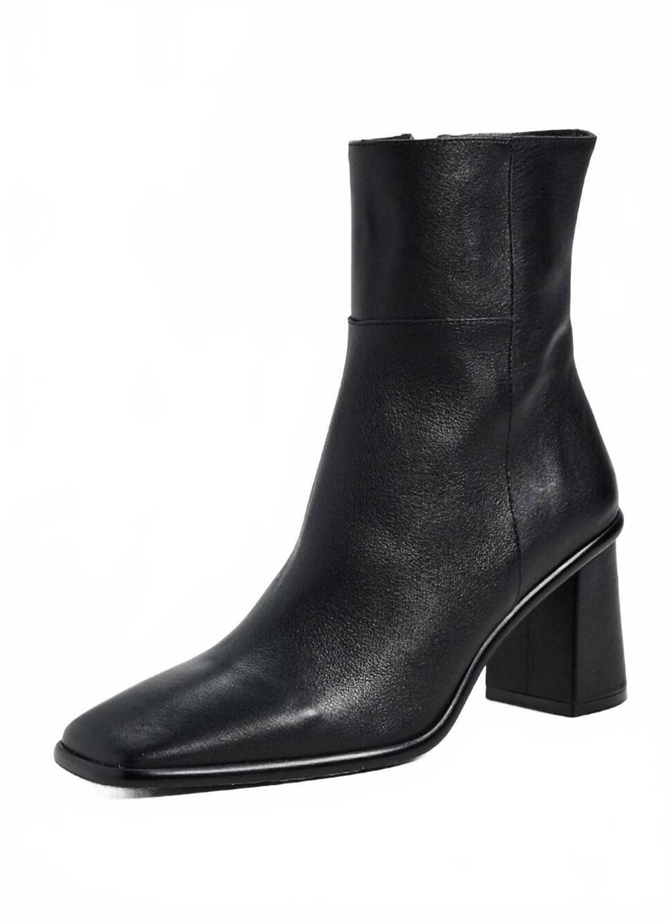 NEW ALOHAS women's west bootie in total black